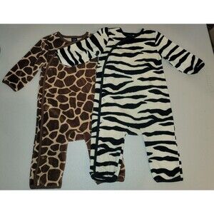 Baby Gap Baby Girl Infant Sleeper PJs 6-12 Months Long Sleeve Front Snap Safari